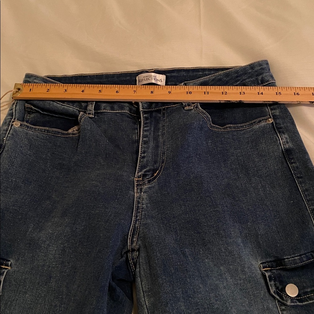 Northern Reflections Dark Indigo Cropped Cargo Jeans - Picture 4 of 10
